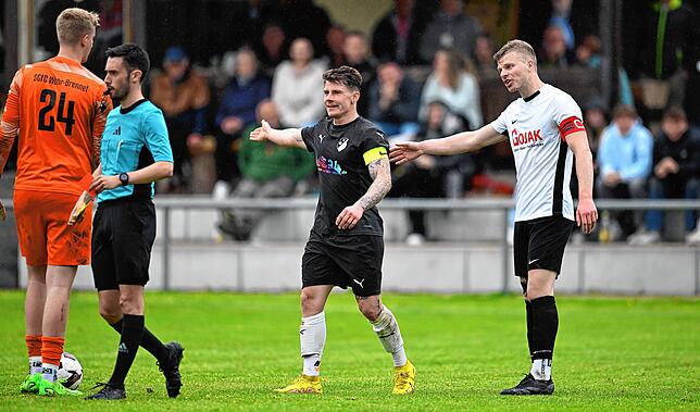 Bild 22: FC Wittlingen besiegt SG FC Wehr/Brennet mit 2:0 im Pokal-Viertelfinale – und wir haben Fotos!