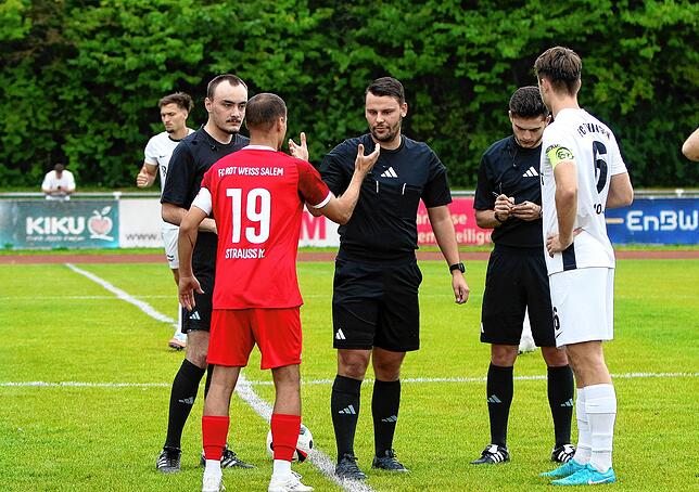 Bild 2: Beim 0:4 des FC RW Salem gegen FC Teningen waren wir mit der Kamera dabei!