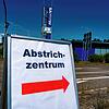 Die Corona-Abstrichstelle war über ein Jahr lang in Schwenningen in Betrieb. Zuerst am Messegelände, dann auf der Hallerhöhe.
