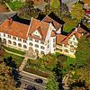 Das Stockacher Amtsgericht von oben: Hier sorgte jüngst ein 29-jähriger Angeklagter mit seinen Aussagen für Fassungslosigkeit.