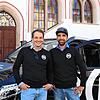 Die beiden Gründer des bayerischen Verkehrsunternehmens Omobi, Clemens Deyerling und Robert Schotten, vor einem der beiden ...