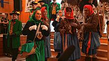 ... Holzwieber, Fanfarenzug Bergstadtfetzer und das Männerballet. Musikalische Unterhaltung von Helmut Doser.