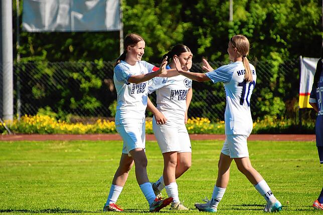 Bild 26: Jubel bei den C-Juniorinnen des Hegauer FV! Unsere Bilder vom Verbandspokal-Finale