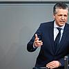 Thorsten Frei (CDU/CSU), Unions-Fraktionsvize, spricht in der Plenarsitzung des Deutschen Bundestages. An seinen Worten über Afghanistan ...