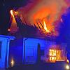 Kurz nach vier Uhr am frühen Montagmorgen wurde ein Feuer im Engener Stadtteil Bargen bemerkt.