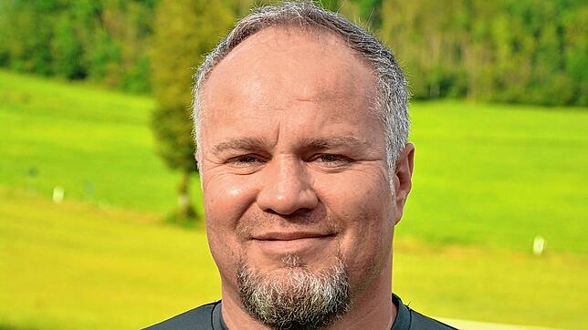 Zeljko Cosic, Trainer der Sportfreunde Schönenbach.