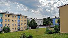 Durch Aufstockung des Bestands und drei neue Gebäuden will die Baugenossenschaft Überlingen am östlichen Hildegardring 56 Mietwohnungen ...