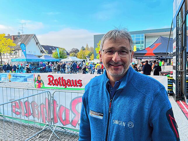 Da strahlt er: Sportamtschef Bernd Walz ist froh über die erste große Sportveranstaltung nach den Corona-Ausfällen.