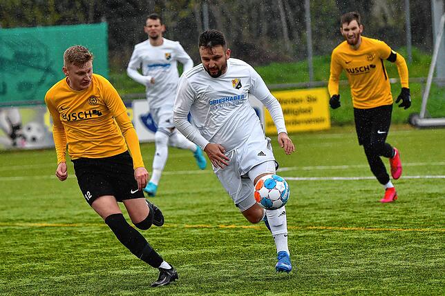 Bild 26: SV 08 Laufenburg kassiert beim SC Wyhl eine deftige 1:5-Klatsche &ndash; und wir haben die Bilder!