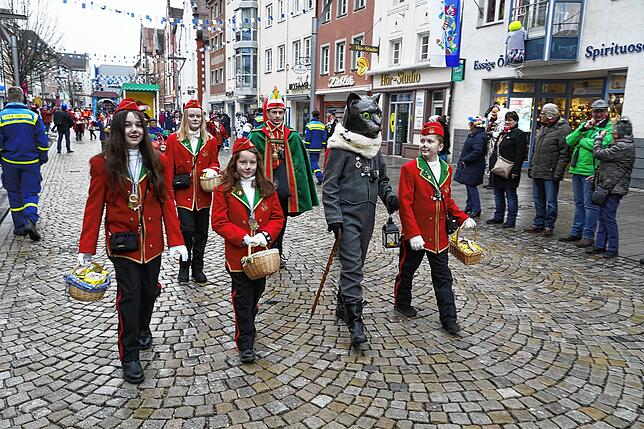 Bild 12: Bilder-Story: So ist die Katzenmusik am Fasnet-Montag in die Stadt einmarschiert