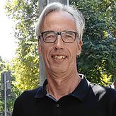 Bernd Hannemann wohnt in der Schulthaißstraße. Normalerweise hätte er nur zwei Minuten für seinen Heimweg gehabt. So musste er fast eine ...