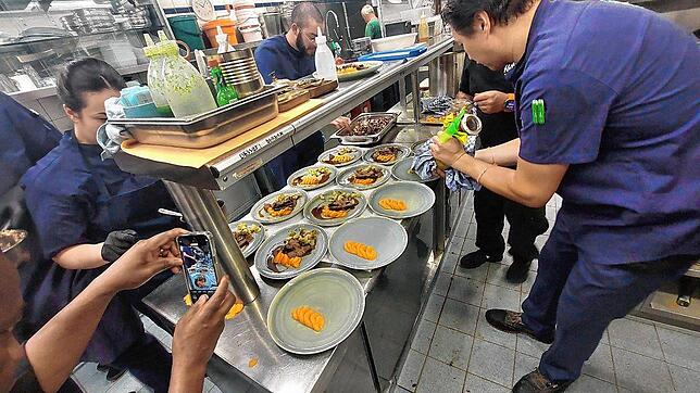 Bild 26: Genuss und Gaumenfreuden: Das Küchenfest in der Brasserie Colette Tim Raue