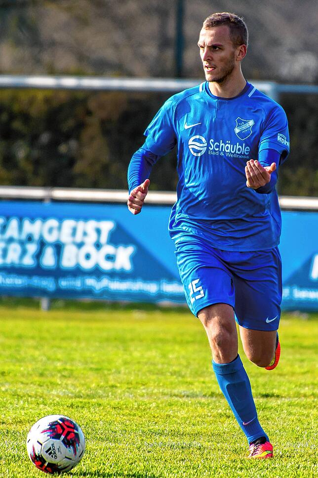 Bild 6: TuS Efringen-Kirchen gelingt ein 3:1 im Abstiegskampf beim FC Wallbach &ndash; und wir haben Bilder!