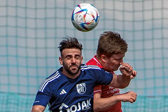 Bild 27: FC Schlüchttal gewinnt Spitzenspiel gegen SV Blau-Weiß Murg mit 2:1 &ndash; und wir haben Bilder!