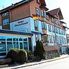 Angesichts fehlender Hotelgäste bieten die Hotels in Schonach &ndash; im Bild das &bdquo;Rebstock&ldquo; &ndash; Essen zum Mitnehmen an, ...