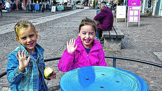 So schön und doch spurlos bei der Villinger Rietstraßen-Sanierung verschwunden. Das Kinderkarussell soll wieder her. Unser Bild zur ...