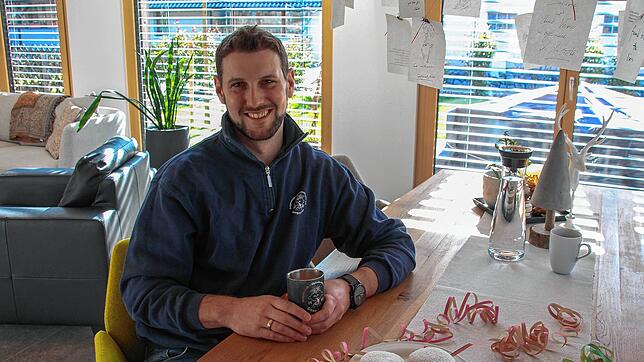 Thomas Baumgartner ist Guggenmusiker mit Leib und Seele. Über sein Ehrenamt bei den Hinterbachsürpflern sprach er mit Mitarbeiterin Tina ...