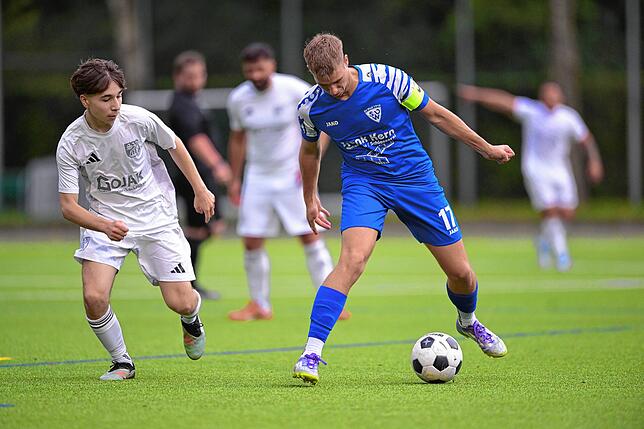Bild 9: SV Weil II fegt den SV Blau-Weiß Murg mit 11:0 vom Platz – und wir haben Fotos!