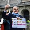 Beat Jans vor dem Bundeshaus in Bern.