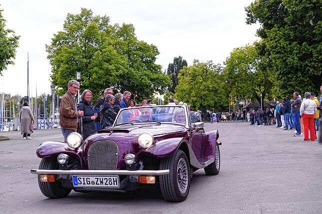 Bild 23: Oldtimerparade in Friedrichshafen lockt zahlreiche Zuschauer – exklusive Bilder!