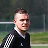 Deprimiert: Nach einem Riss der Kreuzbänder und Außenbänder im rechten Knie wird Torjäger Alexander Herbst vom FC Wittlingen in der ...