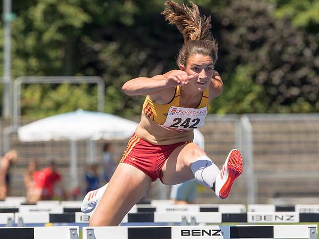 Über 100 Meter Hürden steht Johanna Sieblers persönliche Bestlesitung bei 13,82 Sekunden.