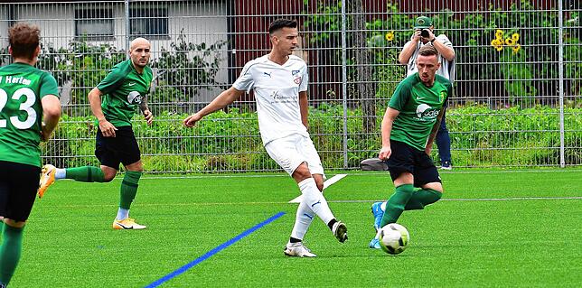Bild 28: SV Herten besiegt den VfB Waldshut mit 3:0 &ndash; und wir haben die Bilder!