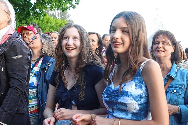 Bild 9: Mitreißender Auftakt beim Sound Beach Festival – ABBAmaniac liefert Hit auf Hit
