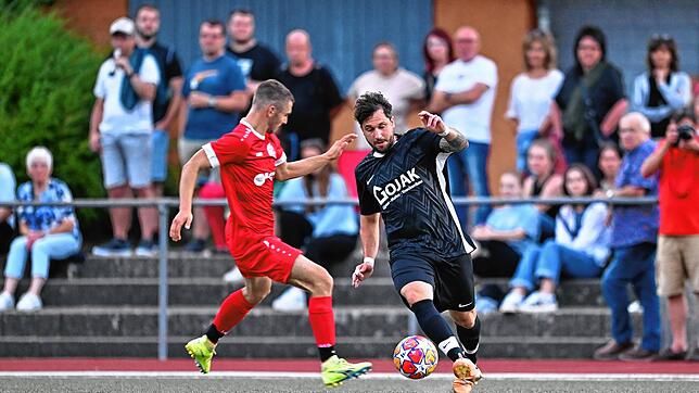 Starker Auftritt: Steven Bertolotti kam noch vor der Pause für Johannes Baumgartner und setzte mit seinem Treffer zum 3:0-Endstand den ...