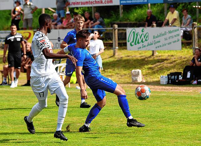 Bild 12: Die besten Bilder der Partie zwischen dem FC Radolfzell und dem FC 08 Villingen