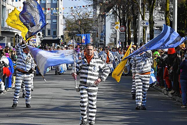 Bild 15: 20.000 Zuschauer beim großen Umzug in Friedrichshafen – die besten Bilder!