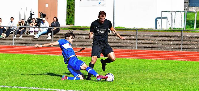 Bild 6: SG FC Wehr/Brennet deklassiert FC Erzingen mit 8:1 &ndash; und wir haben Bilder!