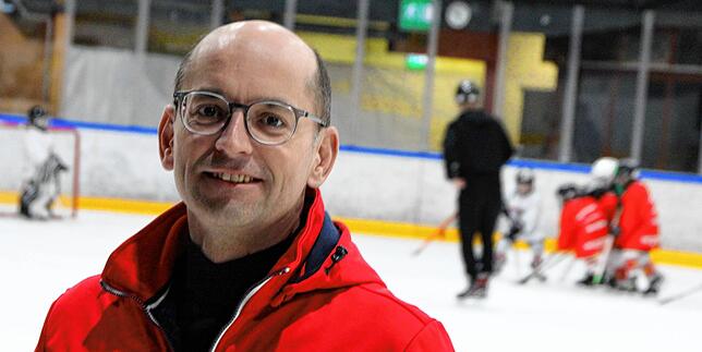 Wird die Bodensee-Arena nicht saniert, stirbt der Eishockeyclub Konstanz-Kreuzlingen, da ist sich der Sprecher Christian Ulmer sicher. ...
