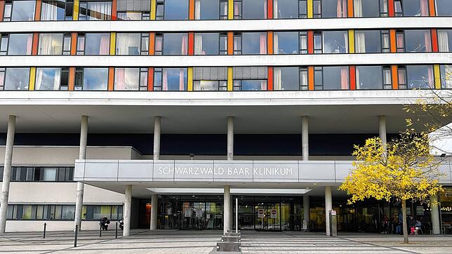 Der Schönwälder Fußballer liegt zwar nicht mehr im künstlichen Koma, befindet sich aber weiterhin auf der Intensivstation im ...