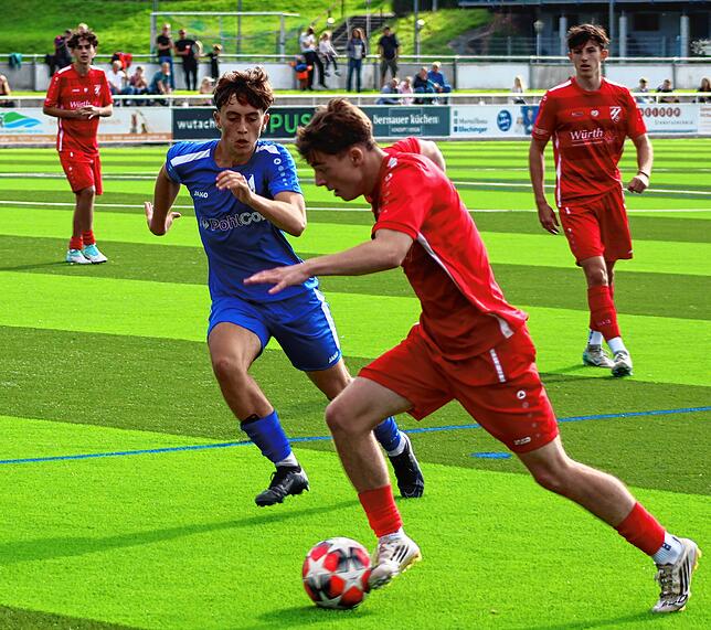 Bild 26: A-Junioren der SG Wutachtal gewinnen 8:1 beim FC Erzingen – und wir haben Fotos!