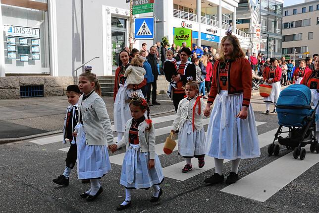 Die Trachtengruppe Alt-Hotzenwald gefiel den Zuschauern äußerst gut.