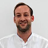 „Sofern die Arbeit es zulässt, sollte nichts dagegen sprechen, von zu Hause oder mobil zu arbeiten“, sagt Simon Roquette, ...