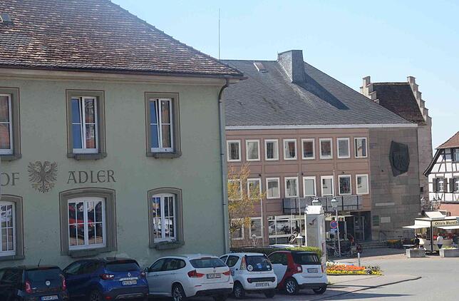 Der Adler, das Rathaus und das gesamte Areal werden am 10. Mai beim nächsten Schritt des Bürgerdialogs bei einem Rundgang in Augenschein ...