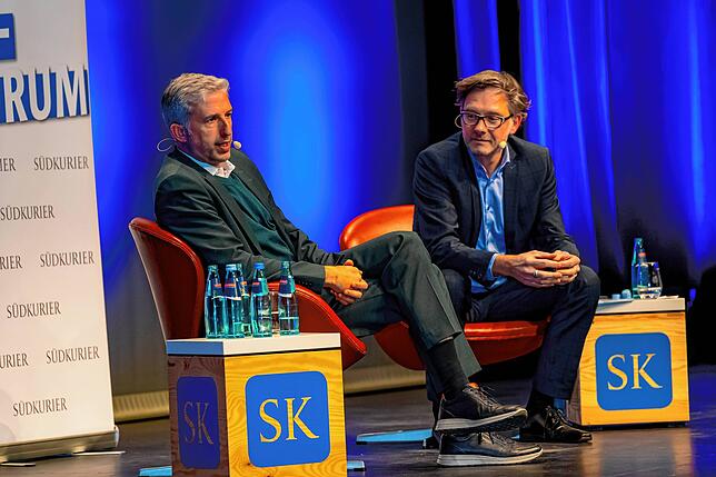 Boris Palmer (links) im Gespräch mit SÜDKURIER-Chefredakteur Stefan Lutz.