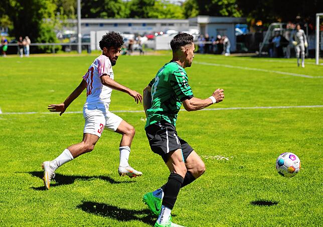 Bild 18: Vor Meisterfeier: Türk. SV Singen und VfR Stockach trennen sich 1:1. Wir haben die besten Bilder.