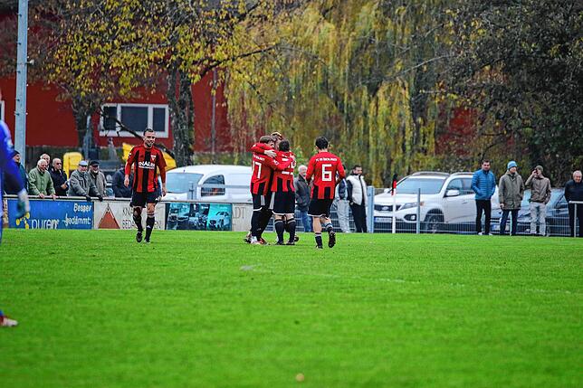 Bild 18: Salem dreht das Derby in Überlingen! Unsere große Bildergalerie zum Landesliga-Duell