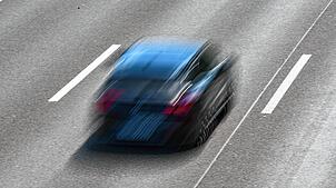 Ein italienischer Geschäftsmann ist mit 260 Stundenkilometern über eine Autobahn bei Stuttgart gefahren und hat sich dabei gefilmt.