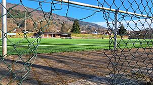 Wer spielt hier illegal Fußball? Die Stadt scheint ratlos. Wer ist verantwortlich?
