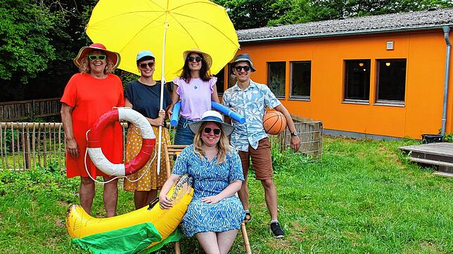 Haben in den Sommerferien viel für Kinder und Jugendliche aus Radolfzell organisiert: (von links) Eva-Maria Beller, Hanna Puscher, Elea ...