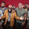 Die A-capella-Band Naturally Seven tritt am 4. September beim Milchwerk Musik Festival auf. Anfang November sind die sieben Sänger dann ...