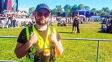 Hat als Security-Mann einen guten Job auf dem Campus-Festival gefunden: Lukas Traub bei seinem Einsatz an der Charivari-Bühne.