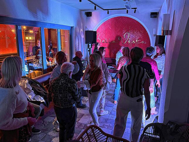 Bild 11: Tanzen, Singen, Feiern: So stimmungsvoll war City of Music in Friedrichshafen – Die besten Bilder!