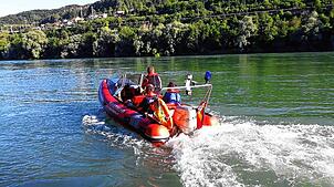 Ein Rettungsboot wie dieses der Feuerwehr Bad Säckingen möchte auch die Feuerwehr Schwörstadt anschaffen. Bild: Feuerwehr Bad Säckingen