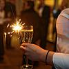 Mit Sekt und Wunderkerze lässt es sich beispielsweise auf das neue Jahr anstoßen. Im Raum Singen, Radolfzell und Stockach ist noch ...