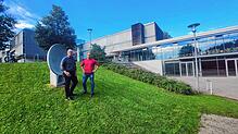 Mit vielen neuen Ideen startet die neue Spitze am Staufer-Gymnasium mit Schulleiter Andreas Nowack (rechts) und seinem Stellvertreter ...